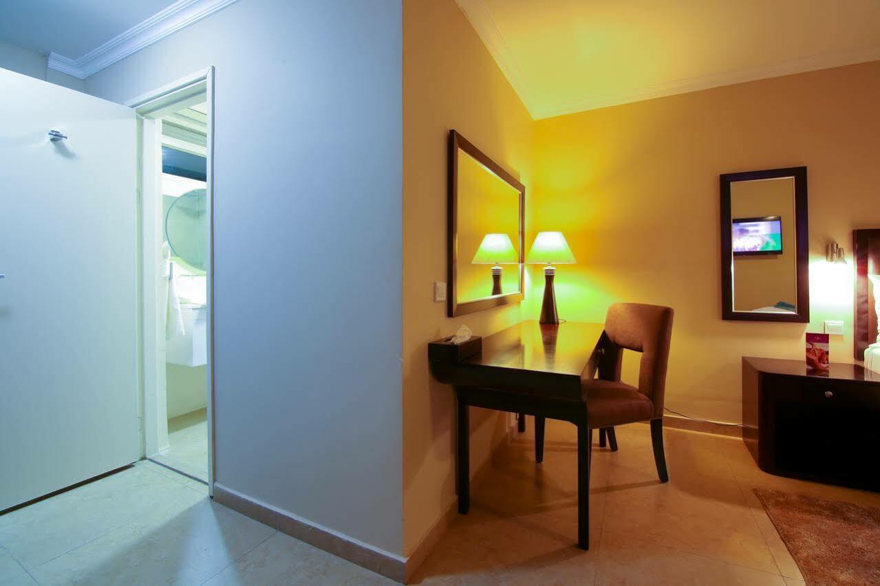 Best Western Plus Accra Beach Hotel Teshie Εξωτερικό φωτογραφία